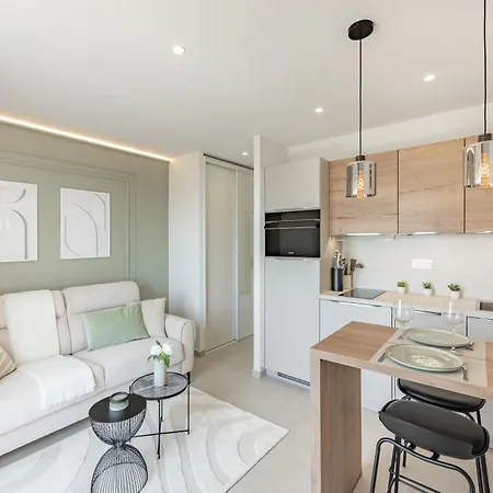 Bleu Paradis - Cosy - Vue & Terrasse Romantique - Parking Prive Apartment *